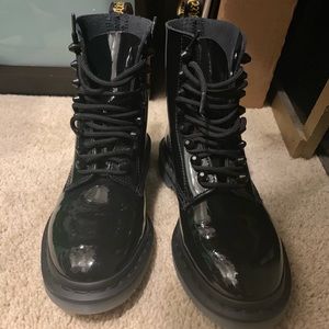Doc Marten Woman’s size 7 Patent Black Boots